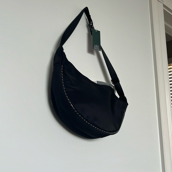 Wild Fable Target Black Crossbody Large Travel Belt Bag, NWT - Picture 2 of 6